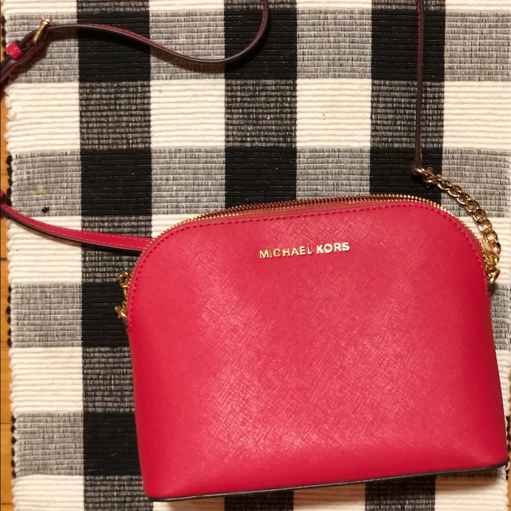 Like new Michael Kors Crossbody Purse